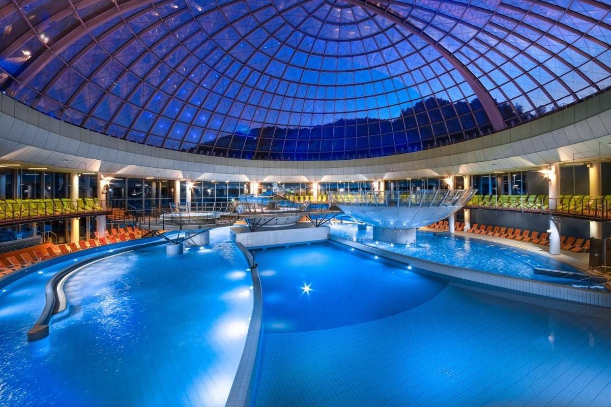 Trubarjev Art Boutique Hotel Лашко Екстер'єр фото