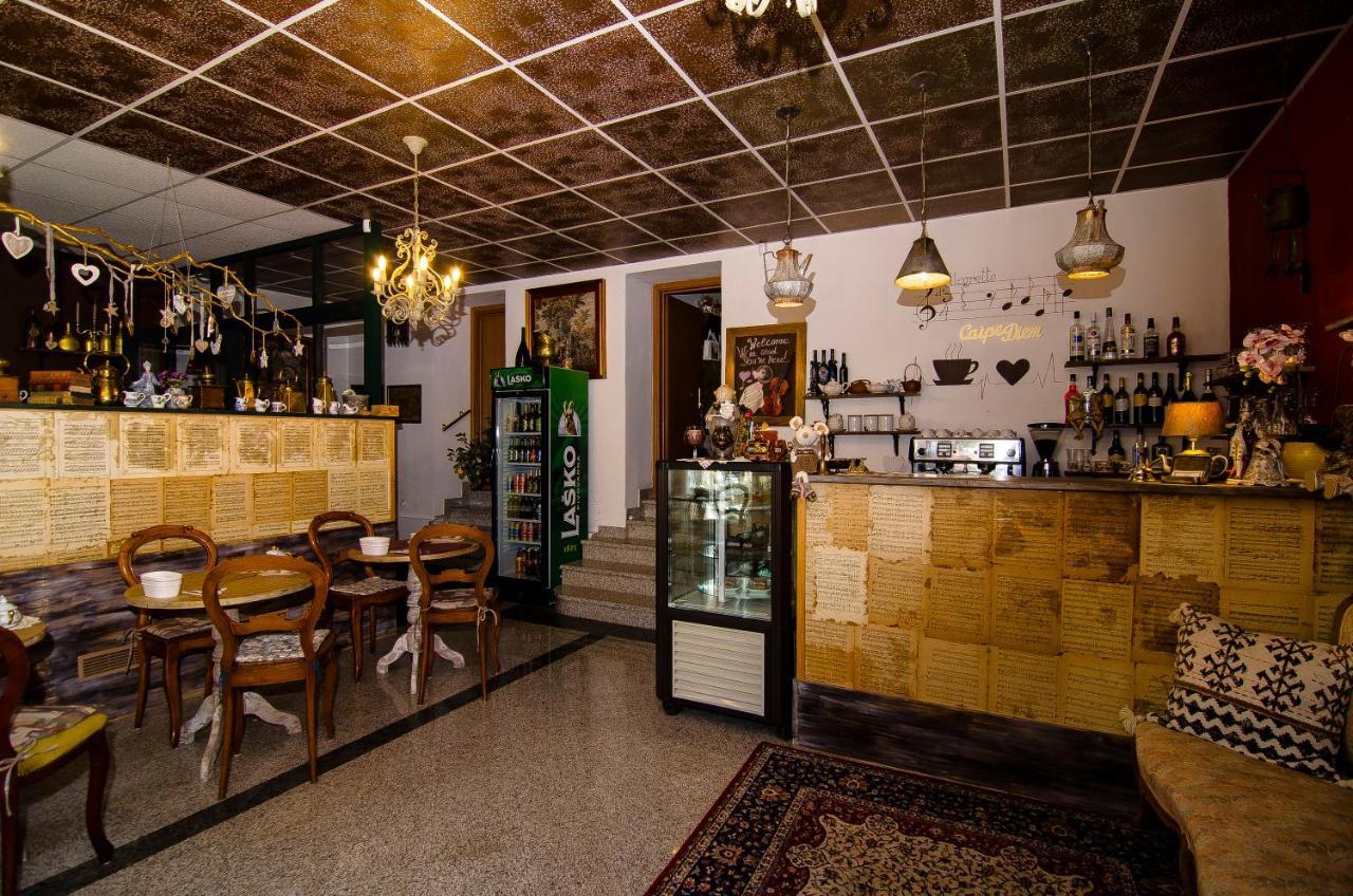Trubarjev Art Boutique Hotel Лашко Екстер'єр фото